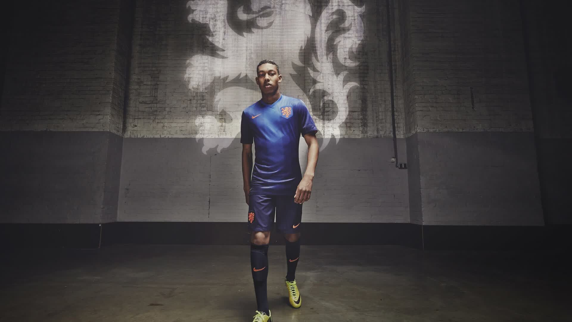 九游娱乐官方-莱比锡开场5分钟闪击，热刺防线瞬间崩盘